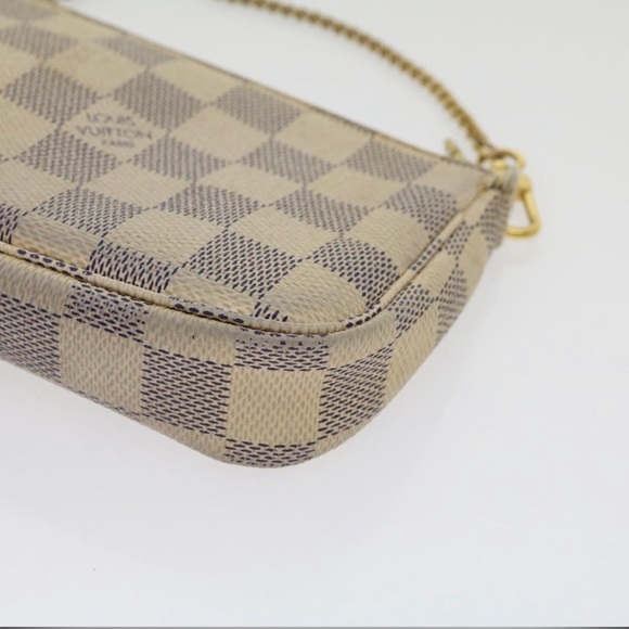 Louis Vuitton monogram mini pochette - Picture 2 of 6
